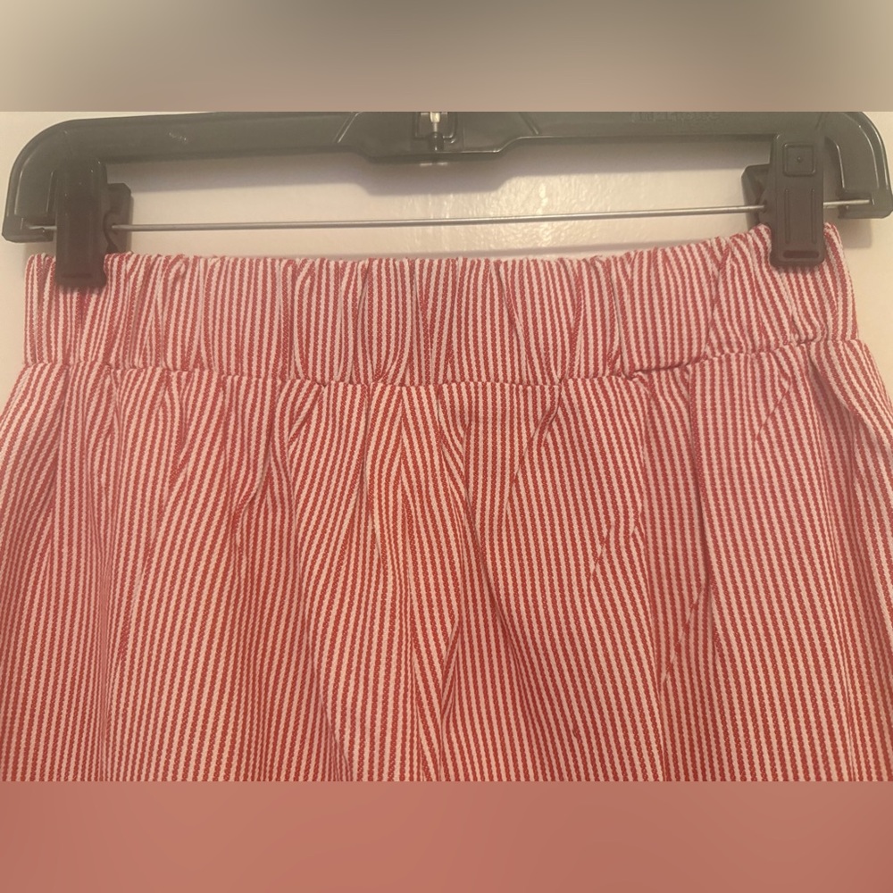 NWT Davi & Dani red white stripe crop pant women’s small - Picture 4 of 5